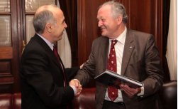 La Corte recibi� a Theo Van Boven, funcionario de Derechos Humanos de la ONU