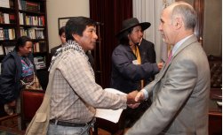 La Corte Suprema recibi� a comunidades abor�genes