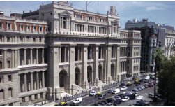 Fallo permite a operadores de cable seguir ofreciendo el servicio de telefon�a