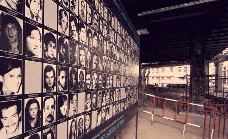 Continuar� en febrero en Paran� la muestra fotogr�fica del CIJ Centros Clandestinos de Detenci�n, hoy