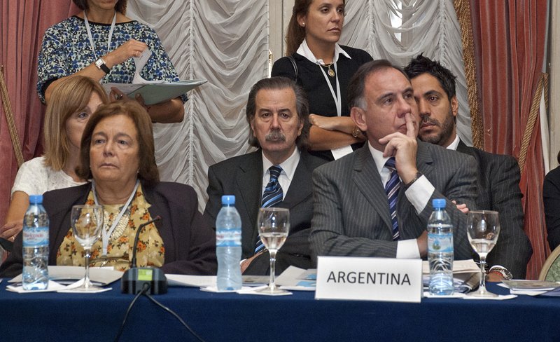 XVI Cumbre Judicial Iberoamericana: representantes de RIAEJ