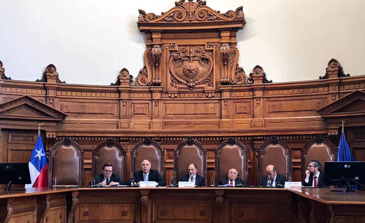 Foto: Poder Judicial de Chile - Lorenzetti particip en la Corte de Chile de un Congreso Interamericano sobre el Estado de Derecho Ambiental