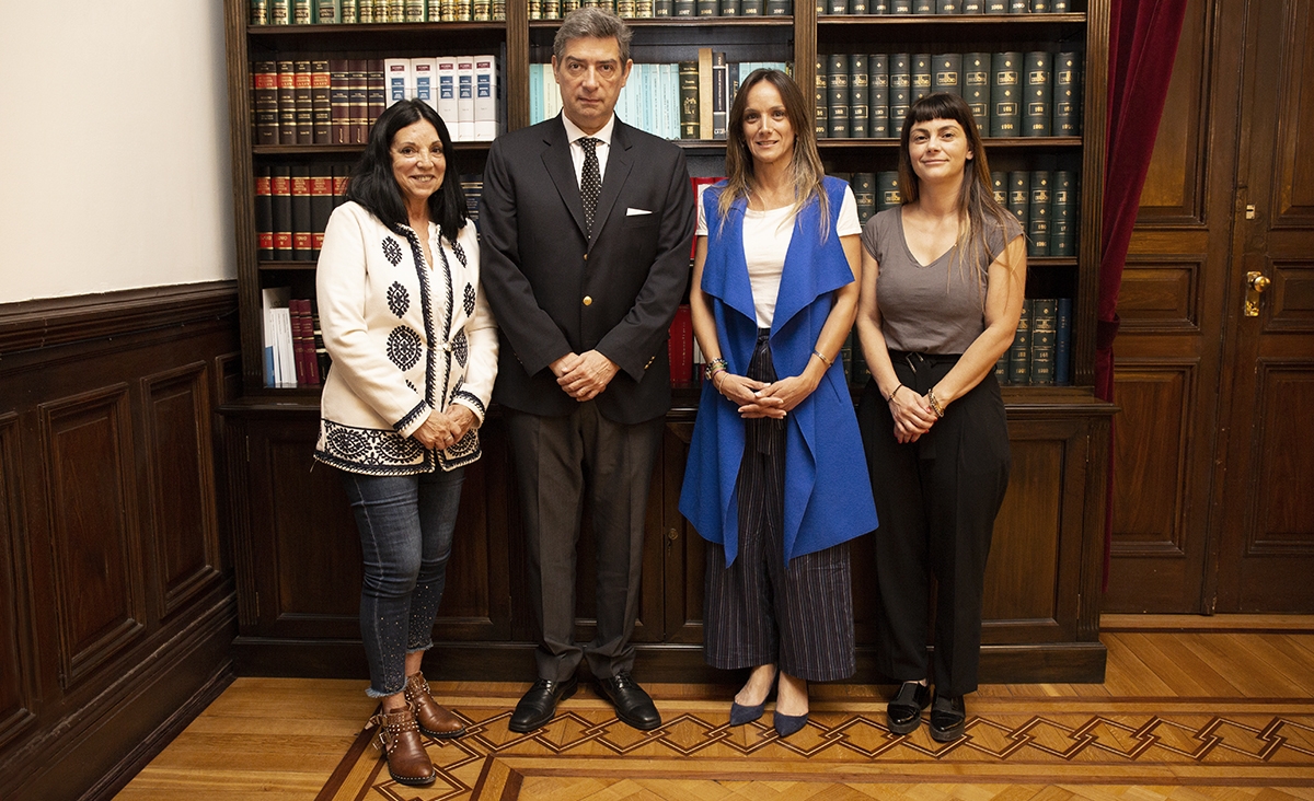 Rosatti se reuni con representantes de la ONG Ojo Paritario
