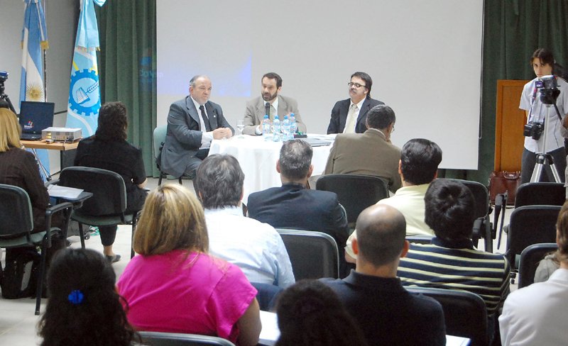 Se realiz en Chubut una charla debate sobre justicia y prensa