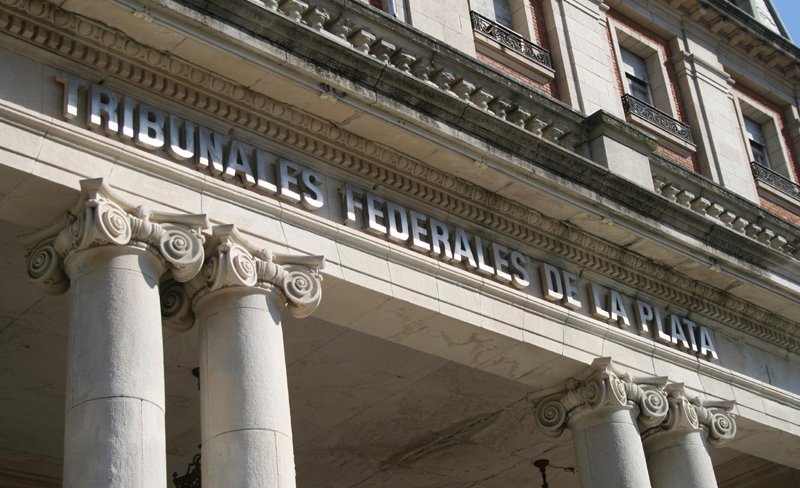 Lesa humanidad: ms de 250 testigos empiezan a declarar en juicio oral en La Plata