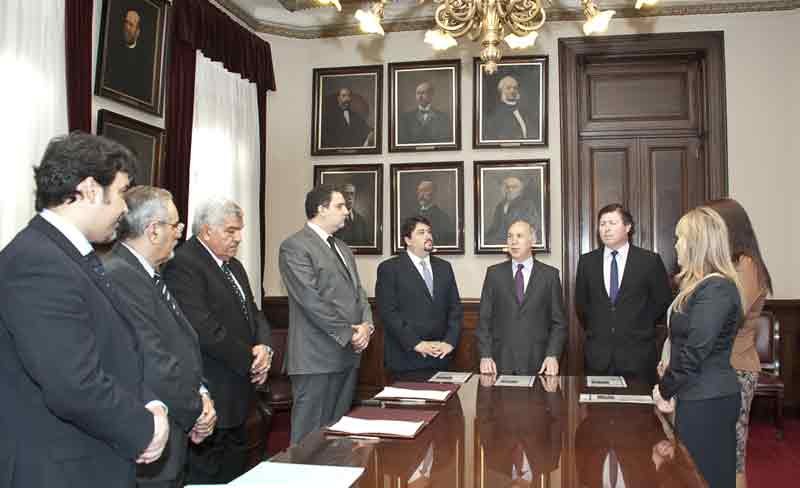 Ricardo Lorenzetti encabez firma de convenio que pone en marcha la Ciudad Judicial de Posadas