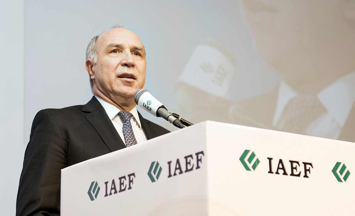 Lorenzetti disert en el Congreso Anual del Instituto Argentino de Ejecutivos de Finanzas