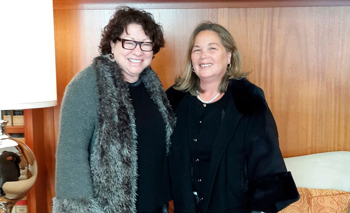 La presidenta de AMJA, Susana Medina de Rizzo, se reunió con Sonia Sotomayor, jueza de la Corte Suprema de los EEUU