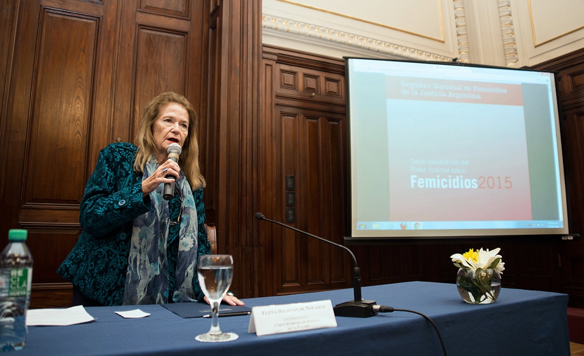 Elena Highton de Nolasco presentó el Registro de Femicidios 2015