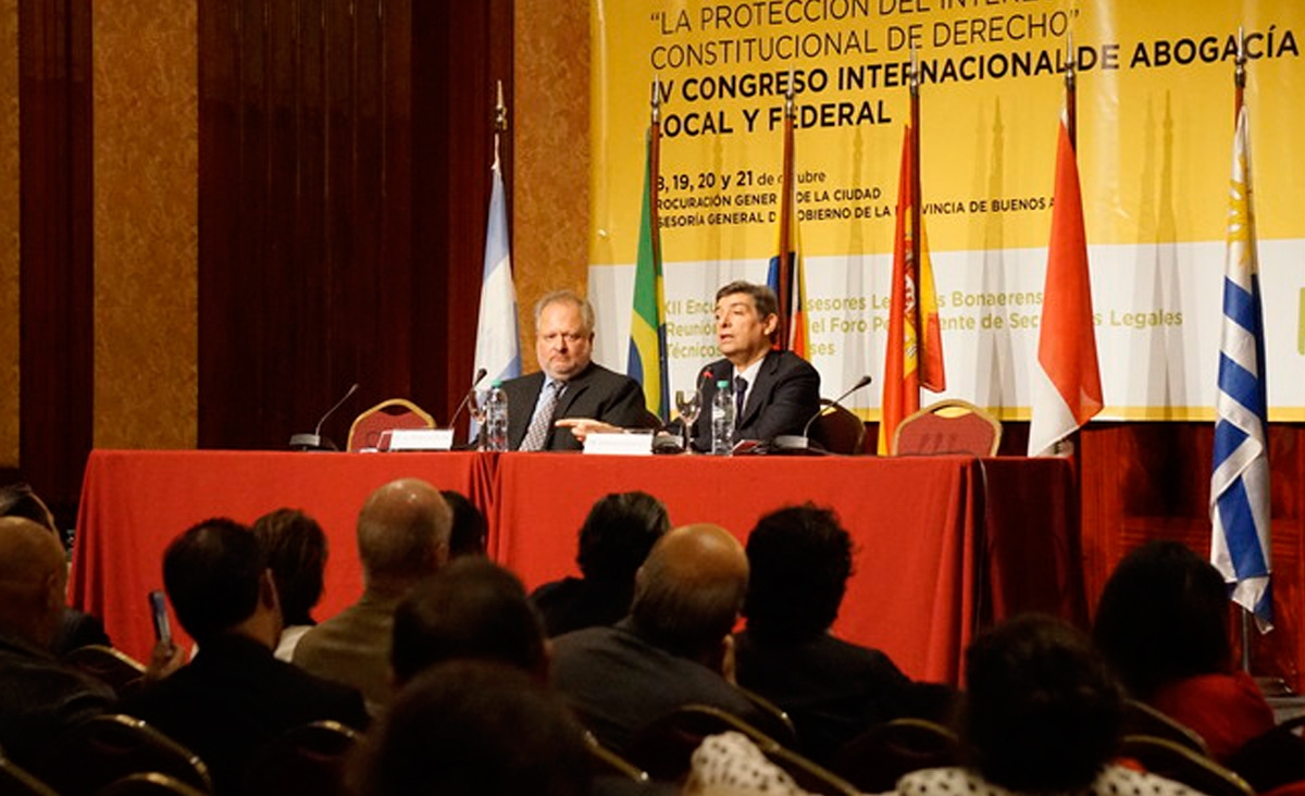 Rosatti particip del IV Congreso Internacional de Abogaca Pblica Local y Federal: La proteccin del inters pblico en el Estado Constitucional de Derecho