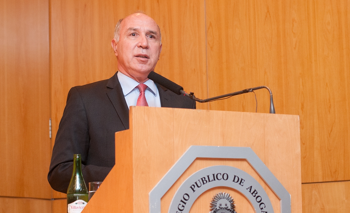 Lorenzetti dio una conferencia sobre acciones colectivas en el Colegio Pblico de Abogados de la Capital Federal