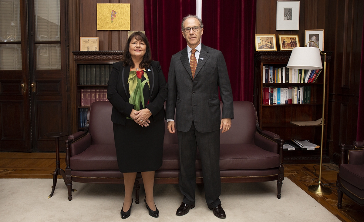 El presidente de la Corte, Carlos Rosenkrantz, se reuni con la directora nacional del Registro nico de Aspirantes a Guarda con Fines Adoptivos, Adriana Donato