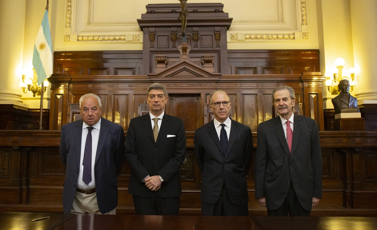 El Frente de Todos propuso ampliar la Corte Suprema a 16 miembros